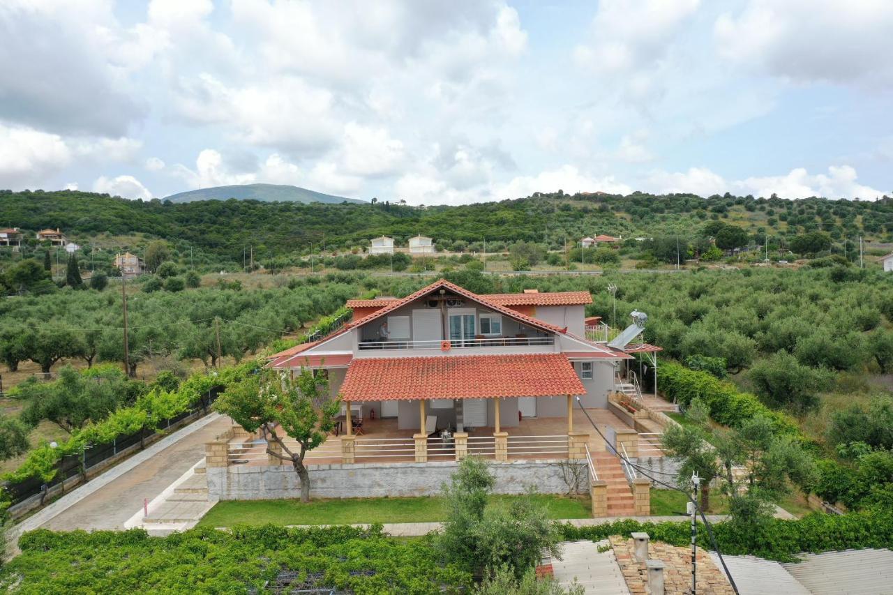 Alexandros Seaside Family Apartments & Villas - Paradise, 7' From Petalidi Kalamaki  Экстерьер фото